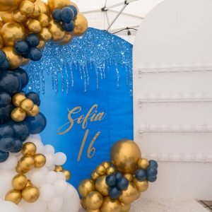 Elegant Cup Holder Stand for Event Entrances – Decorative Drink Display